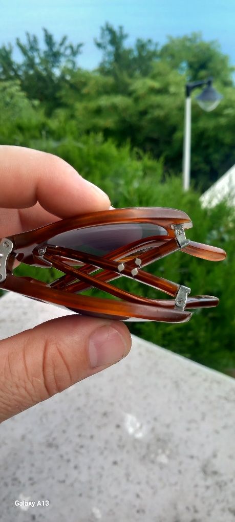 Слънчеви очила Persol 714