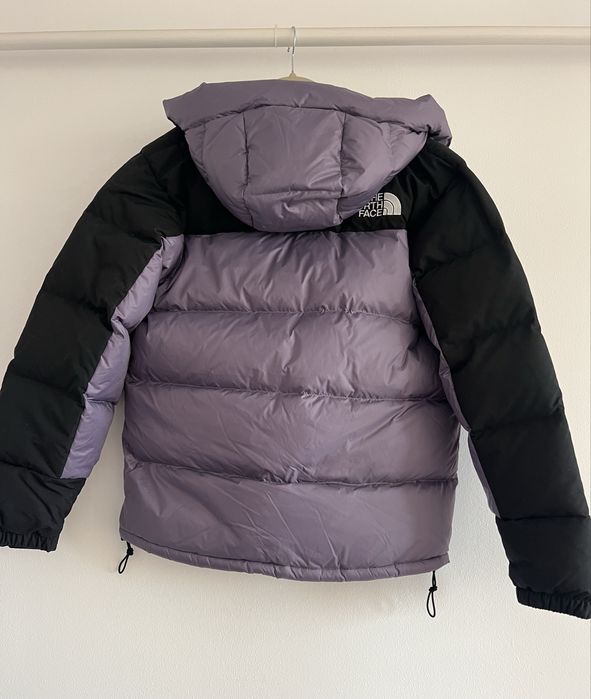 Geaca originala The North Face cu pene si puf