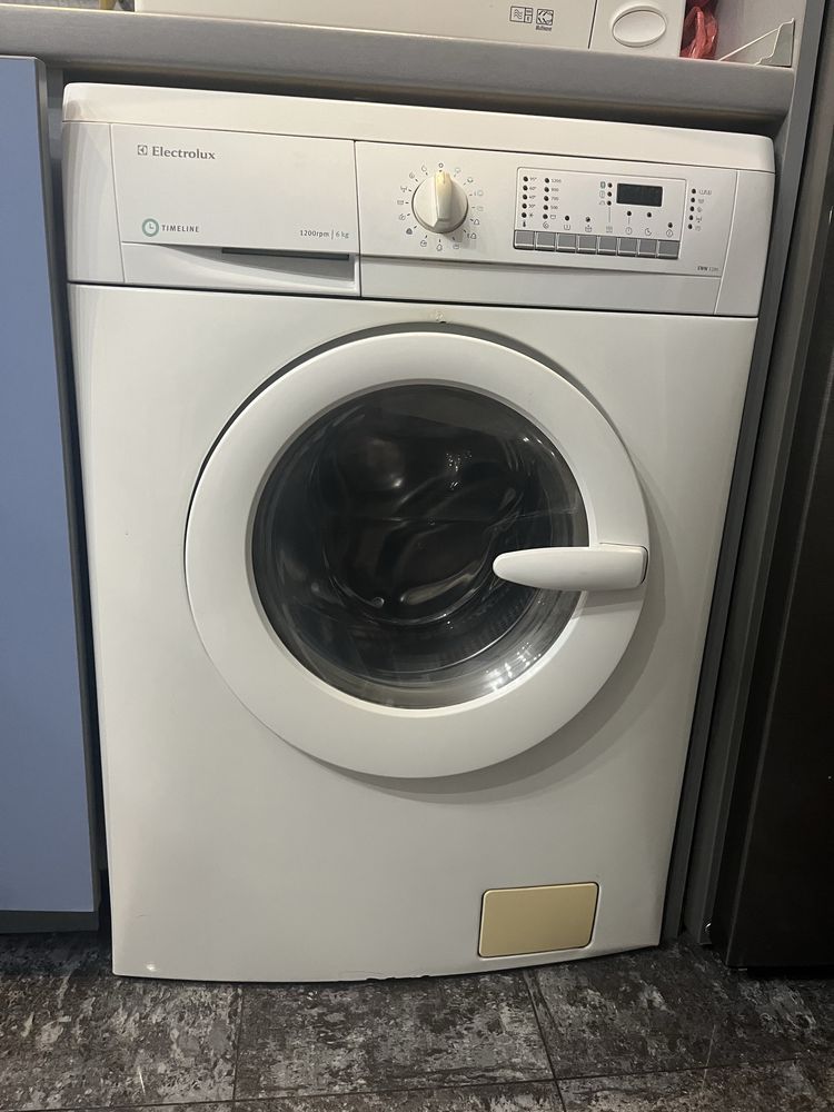 Пералня със сушилня Electrolux