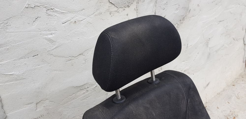Tetiera Scaun Suport Becuri Soclu Tripla Lampa Vw Golf4 Bora