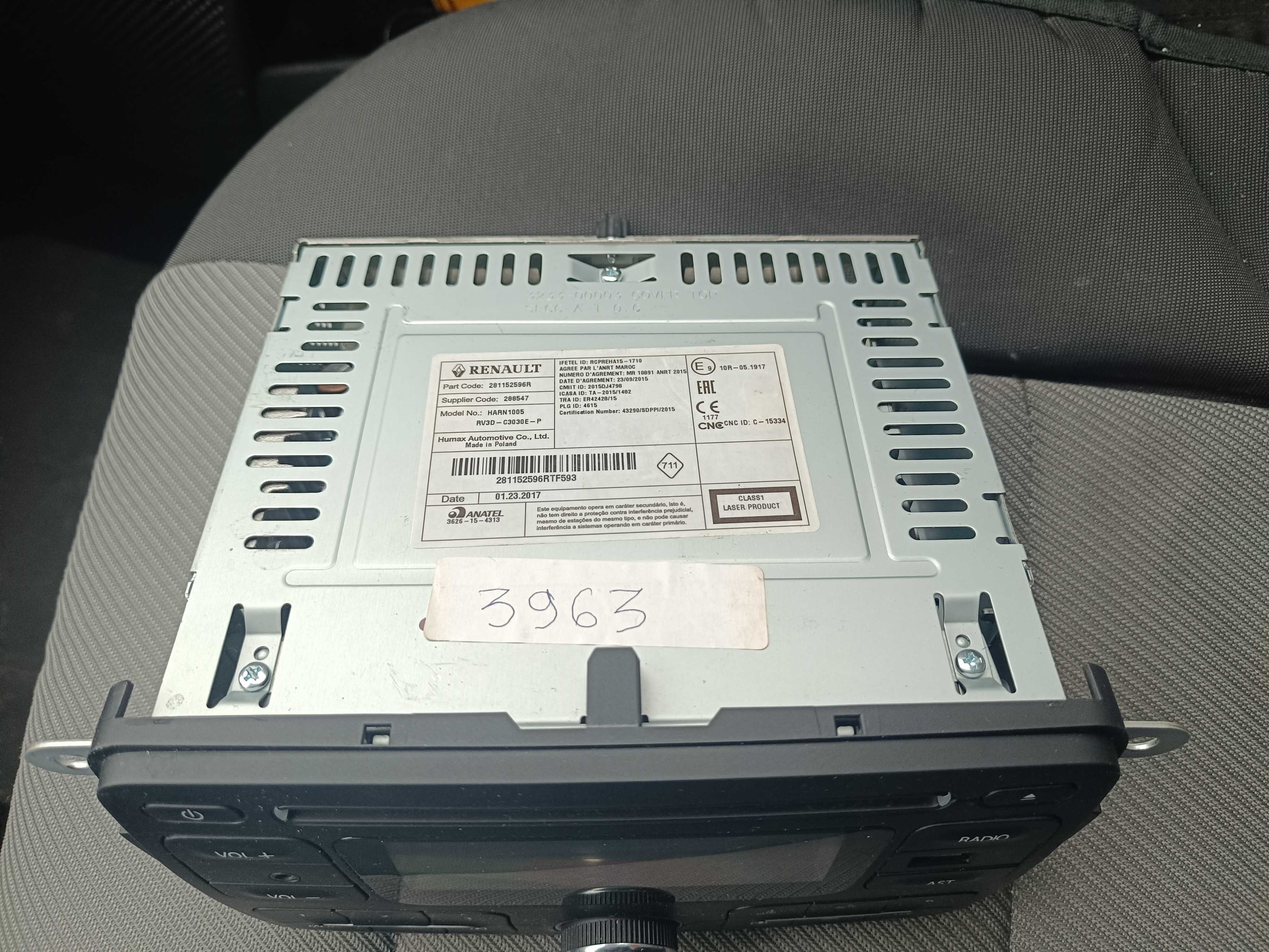 Radio Dacia Logan 2