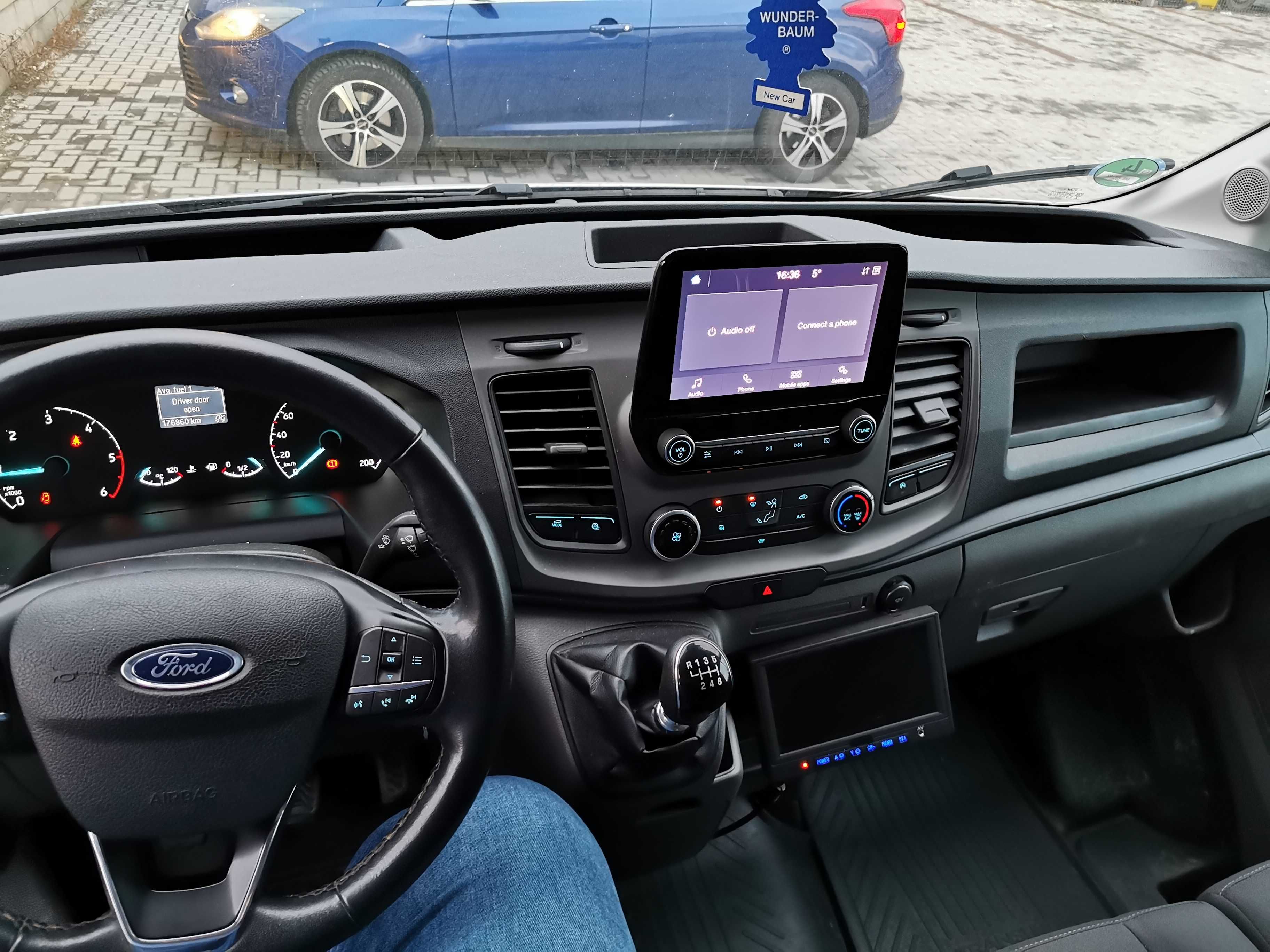 Ford Transit cu prelata 2020