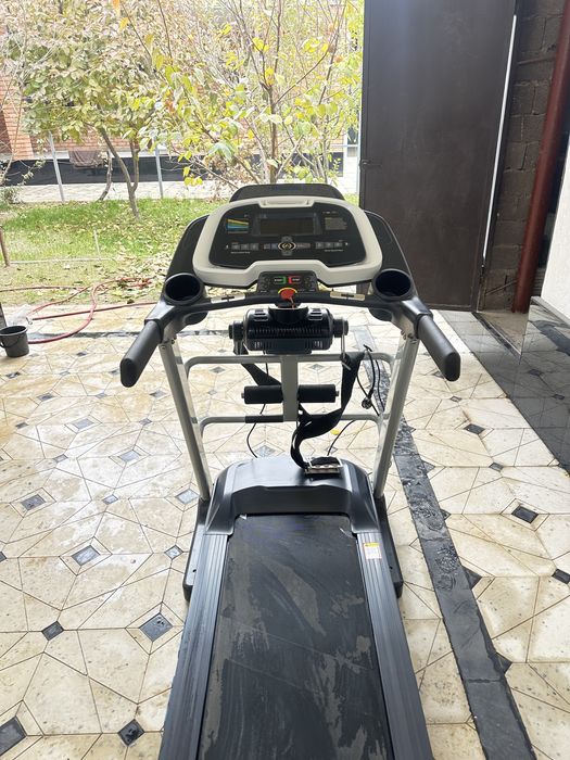 Беговой дорожка для фитнес