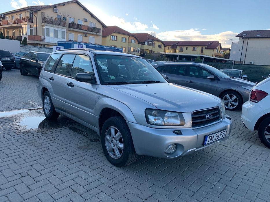 Subaru Forester Subaru Forester 4x4, 2.0 Benzina,Panorama,CUTIE AUTOMATA,an2006