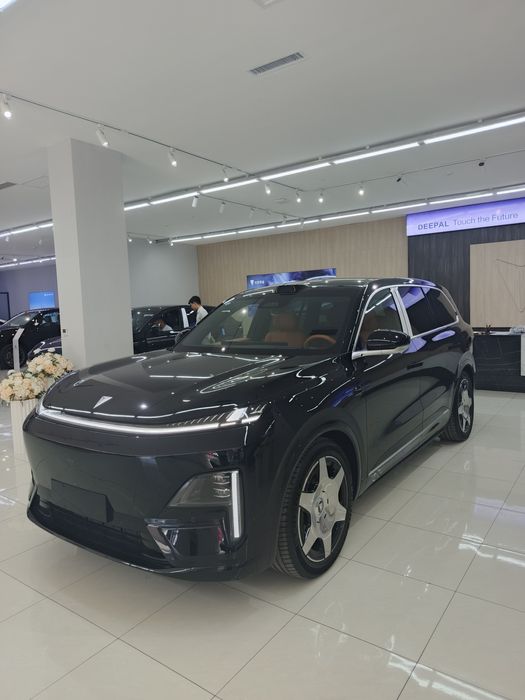 Changan Deepal S09-2025 toʻliq komplekt , 6-oʻrinli ,, ER EV Suv '''