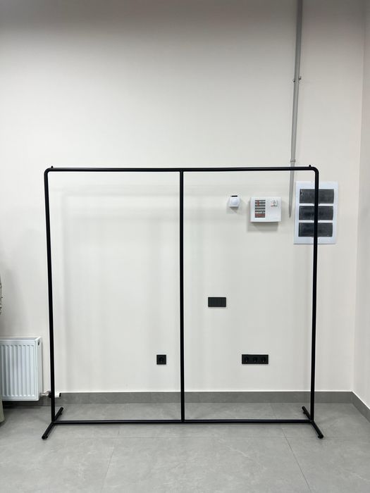 Рейл для одежды