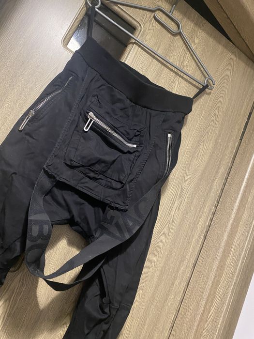 Pantaloni Vagabond Dama cu bretele