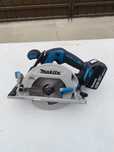 Безчетков акумулаторен ръчен циркуляр Макита Makita DHS680 + 5 Ah