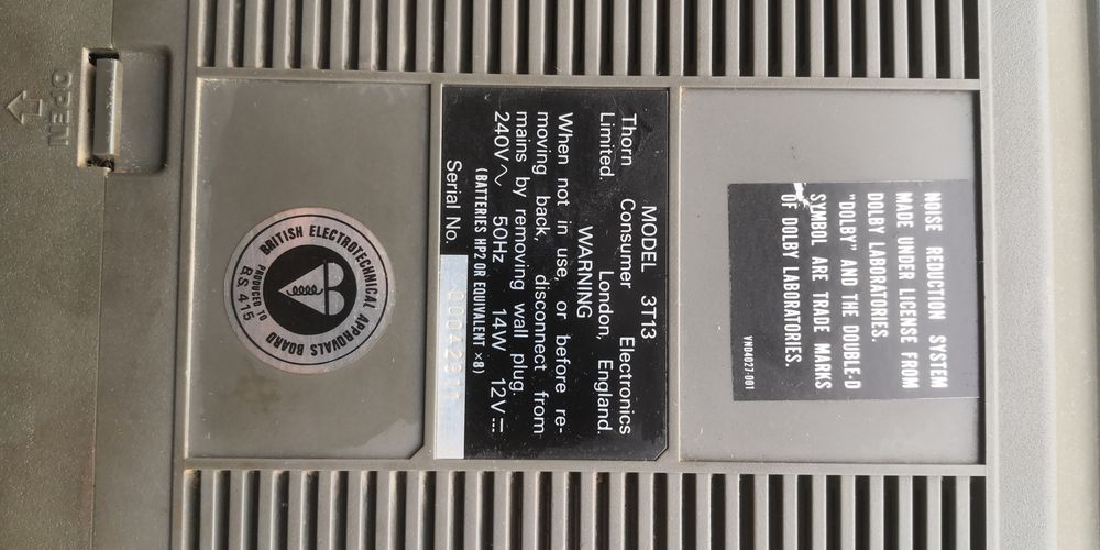 radio-castofon Ferguson perfect funcțional și la casetă