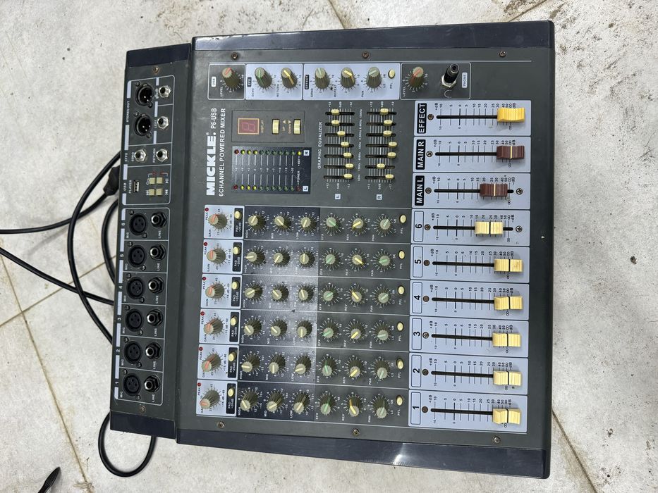 Микшерный пульт на запчасти нетоаботает пару каналов