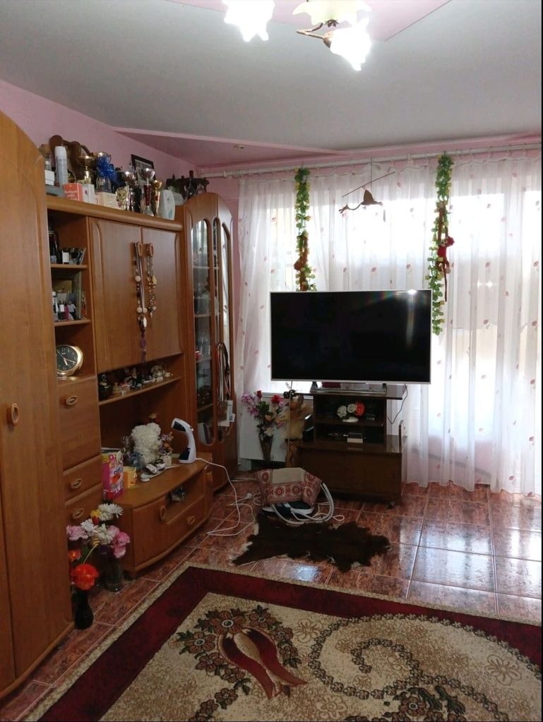 Продава се Тристаен апартамент в Етрополе - 76 кв.м за 873 €/кв.м - Снимка #2