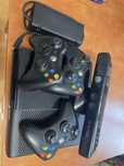 Xbox 360e 500gb, kinect, rocksmith 2014 si jocuri