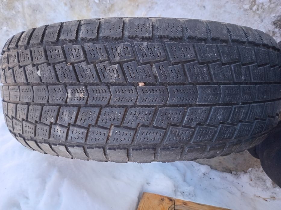 Продам. Автошины