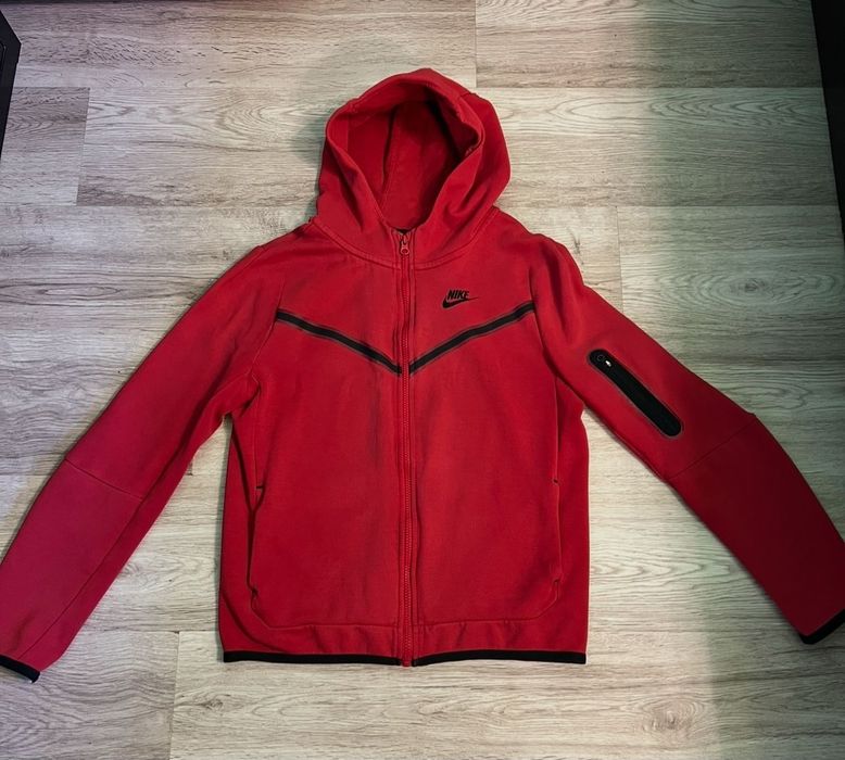 Vând Hanorac Nike Sportswear Tech Fleece
