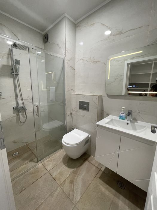 Дава се под наем Тристаен апартамент в Бургас, Изгрев - 103 кв.м за 816 € - Снимка #12
