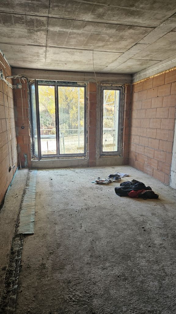 Продава се Тристаен апартамент в София, Витоша - 81 кв.м за 2284 €/кв.м - Снимка #1