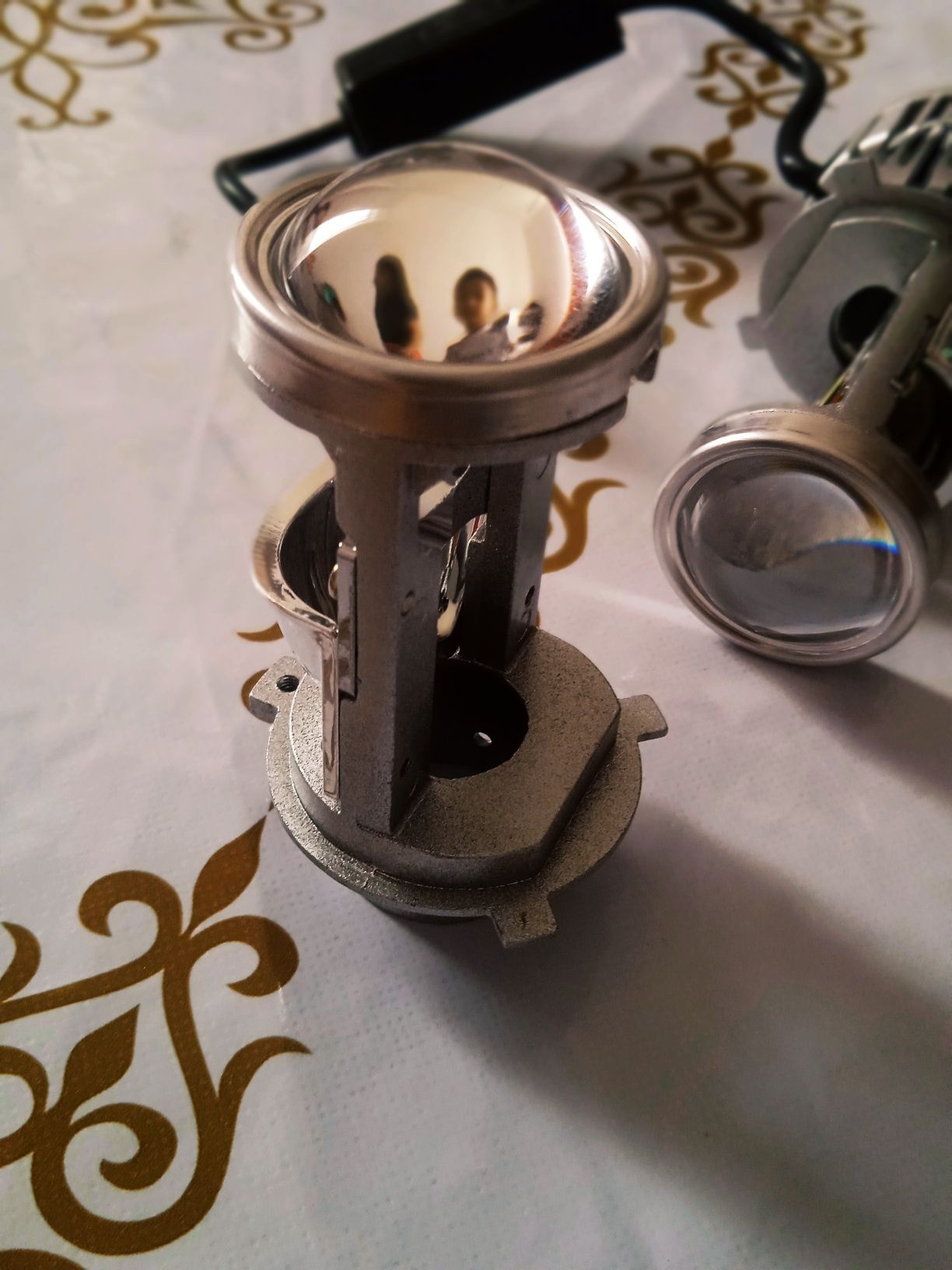 Продам лампы БИ ЛЭД