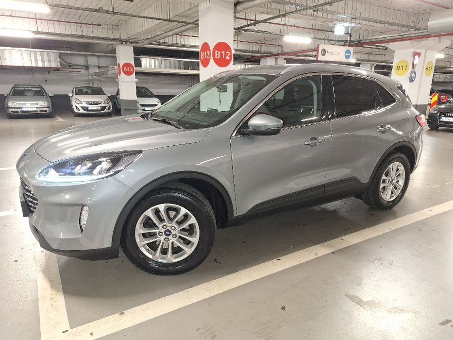 Ford Kuga TITANIUM .EcoBoost