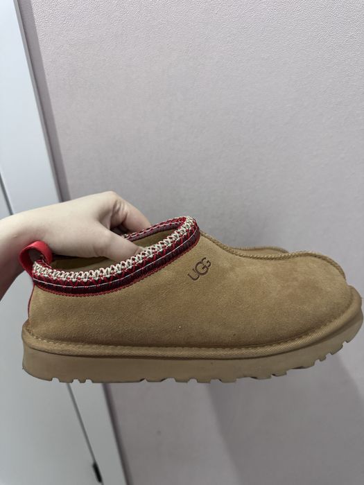 Продам угги тасман