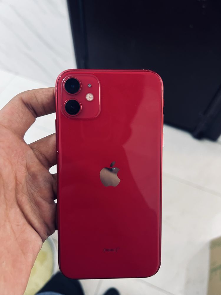 iPhone 11 77% 64 gb