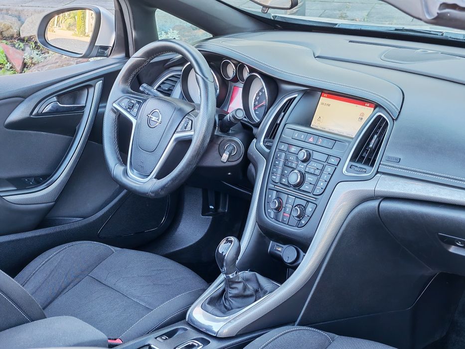 Opel Cascada / Benzina / 2018 /