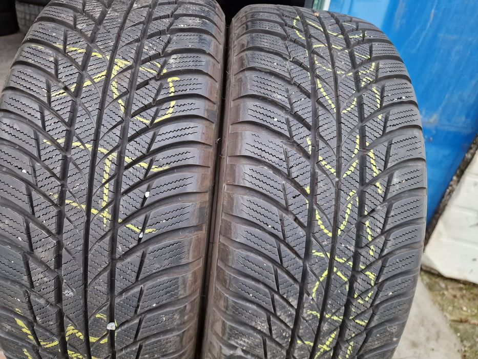 Anvelope 205/55R17 marca Bridgestone, M +S,DOT 2019,7 mm