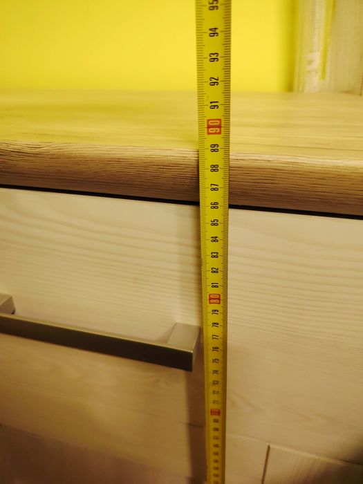 Comoda alba cu blat lemn