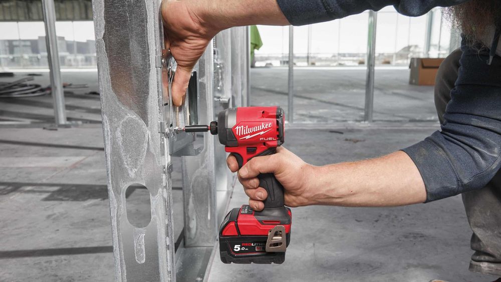 Набор инструментов Milwaukee M18 FUEL FPP2A3-502X