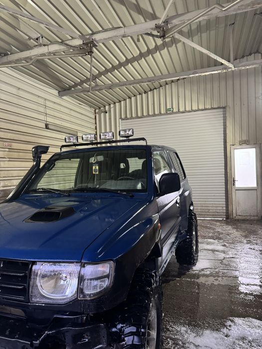 Mitsubishi Pajero Mk2