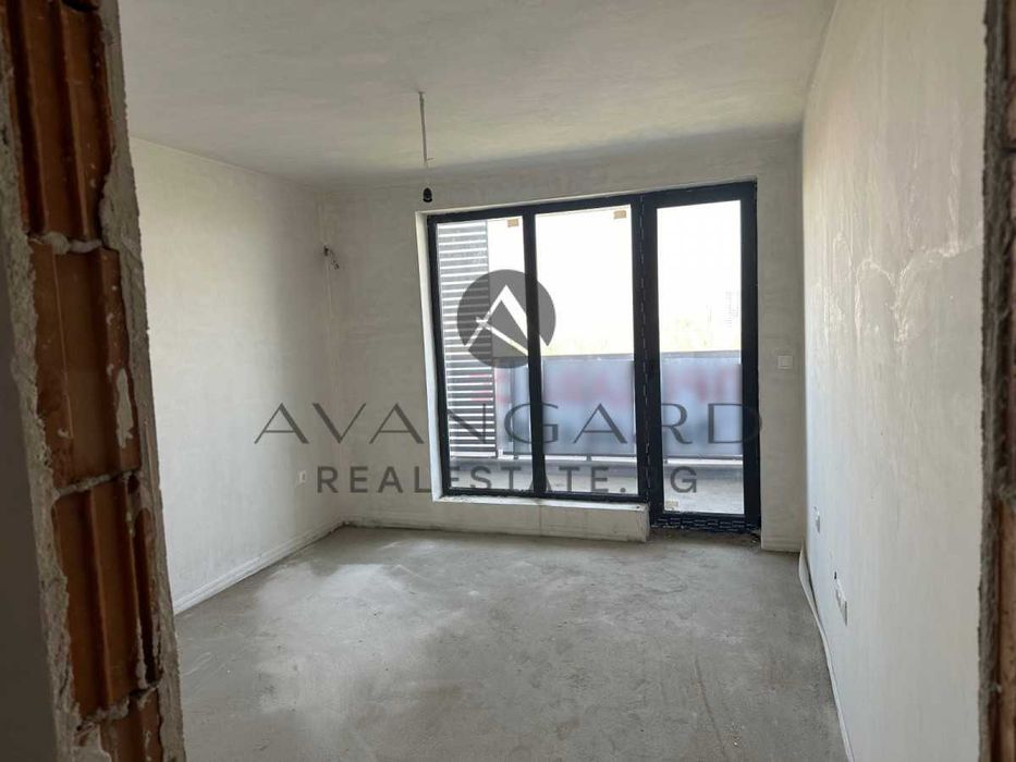 Продава се Двустаен апартамент в Пловдив, Център - 78 кв.м за 1581 €/кв.м - Снимка #3