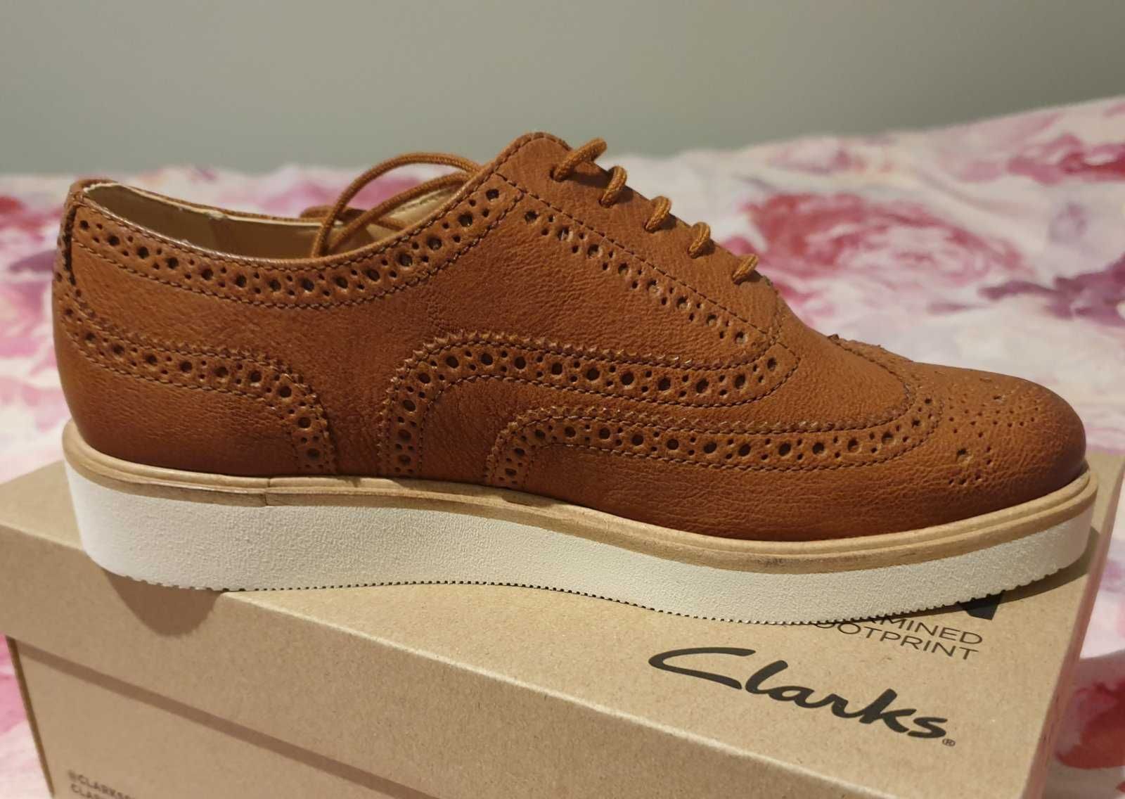 Маркови дамски обувки CLARKS