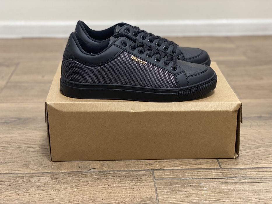 95лв Ликвидация! Cruyff Jordi НОВИ! ОРИГИНАЛ!