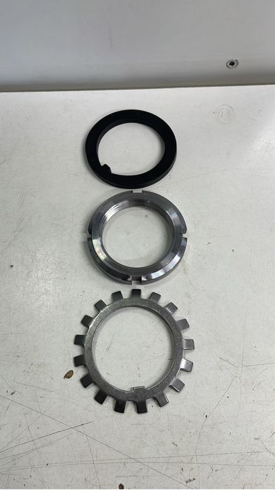 Гайка задней ступицы Газель Некст комплект