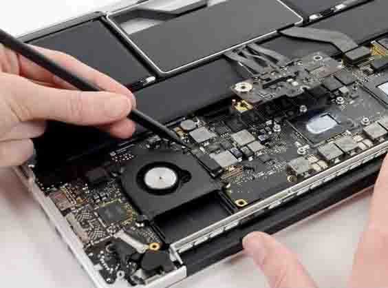 Reparații Laptop & Telefoane – Cu deplasare la domiciliu