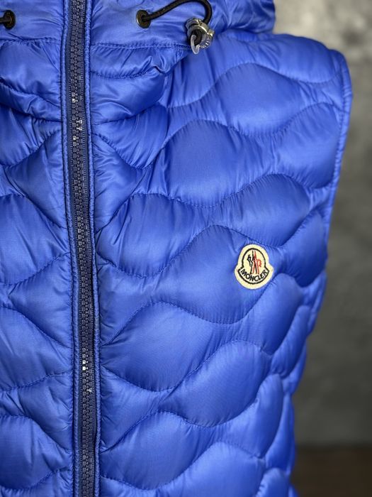 Vesta Moncler originala 900 lei dama marime 1