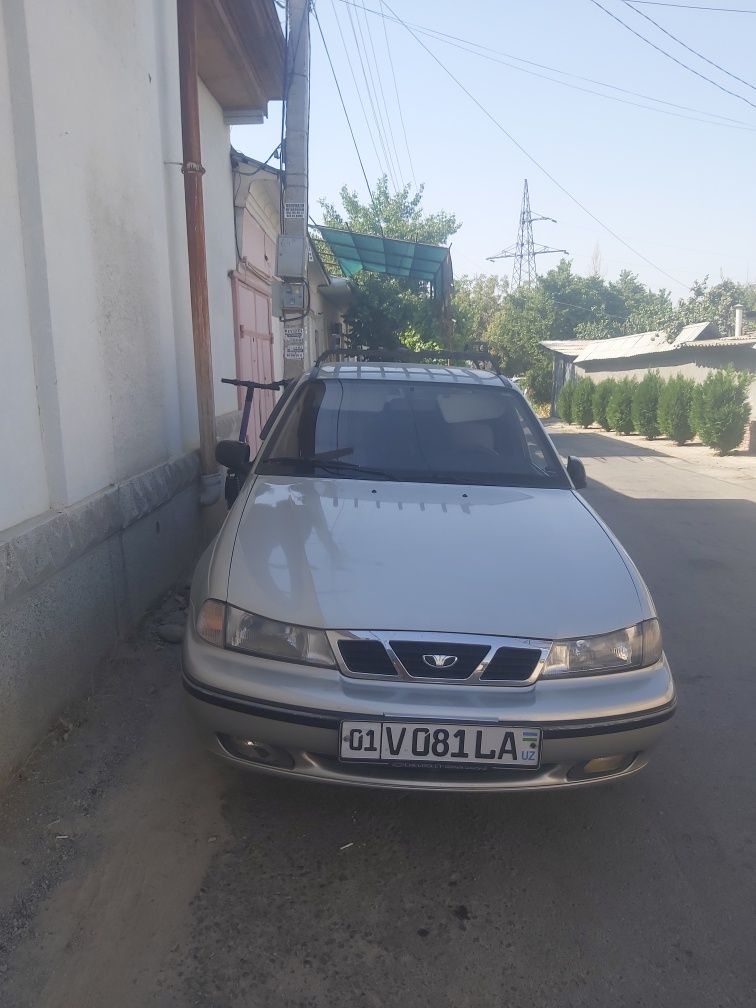 Продается автомобиль Нексия 1.