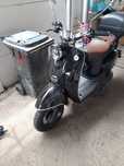 Vând motoscuter electric într-o stare foarte bună, acte în regulă, pre