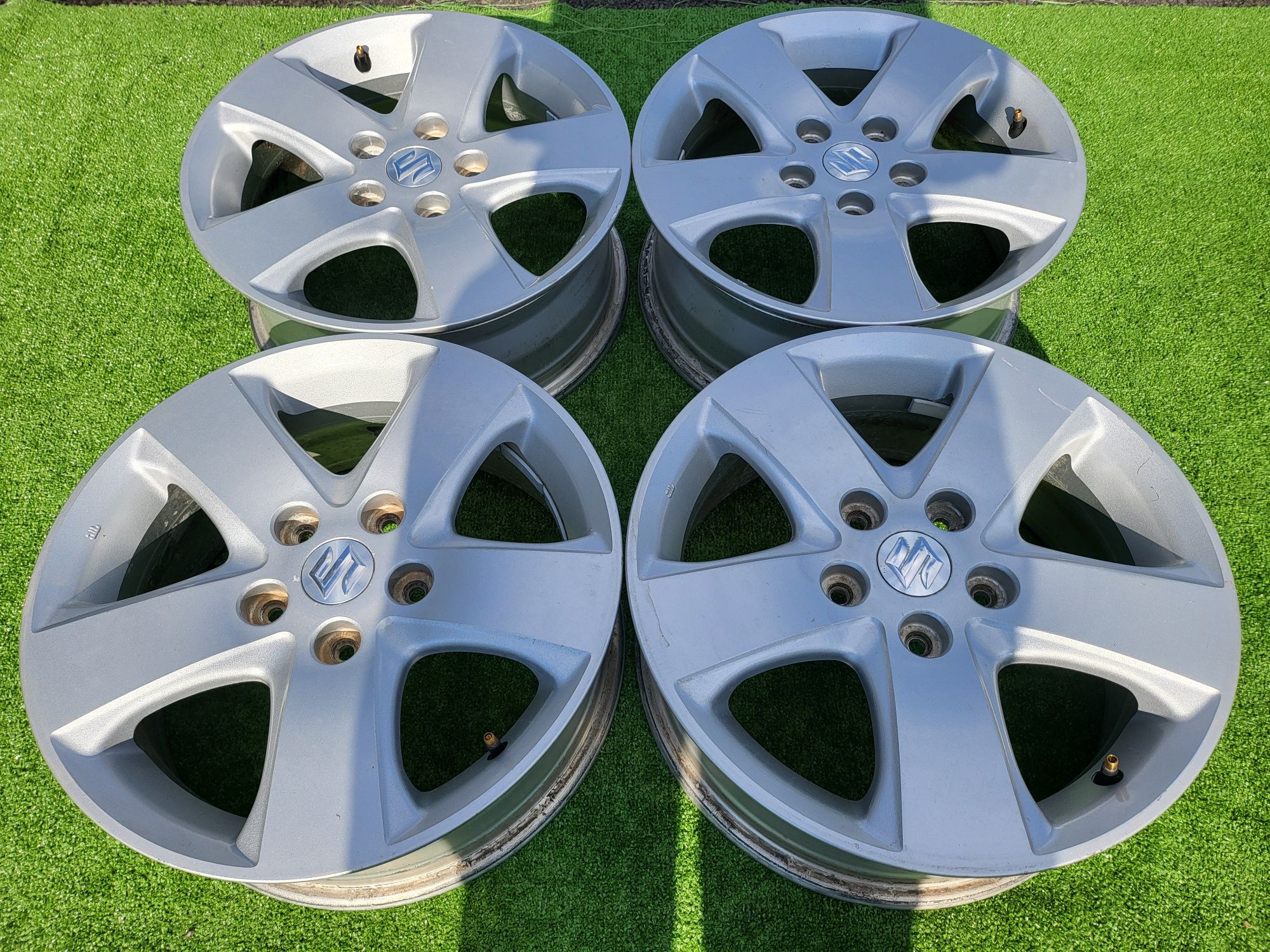 Лети джанти 16 5х114,3 Suzuki Grand Vitara ,Toyota,Fiat Sedici ,Сузуки