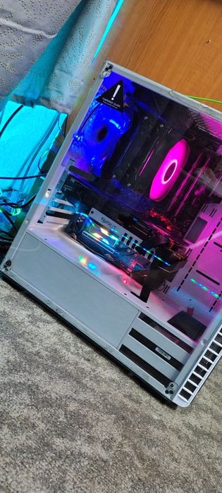 Pc gaming i5 8600k 16 gb