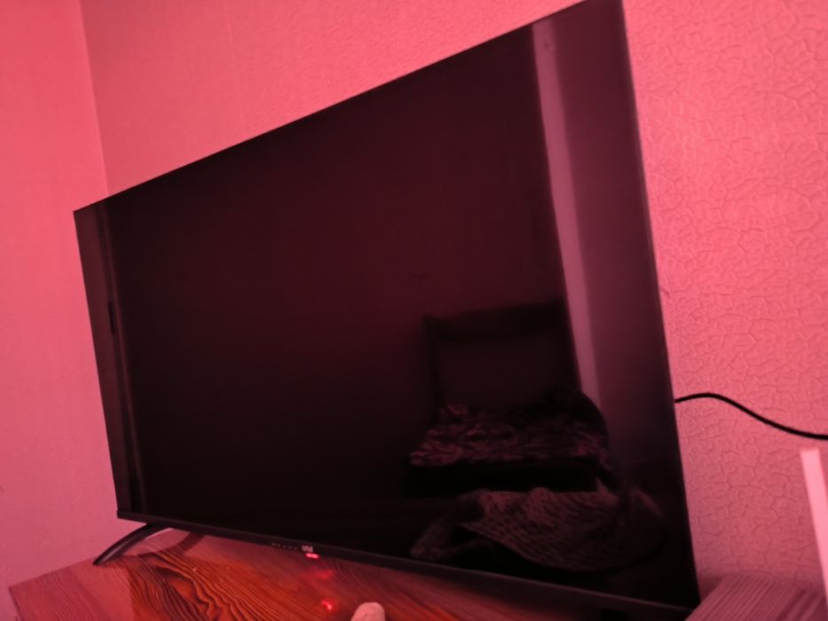 Artel Smart tv 43 сотилади олинганига 10 Кун  булди