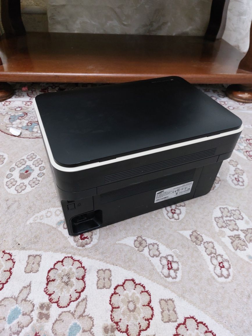 МФУ SAMSUNG SCX-3200
принтер, сканер, копир, факс.