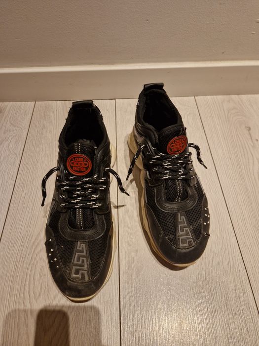 versace chain reaction alb negru