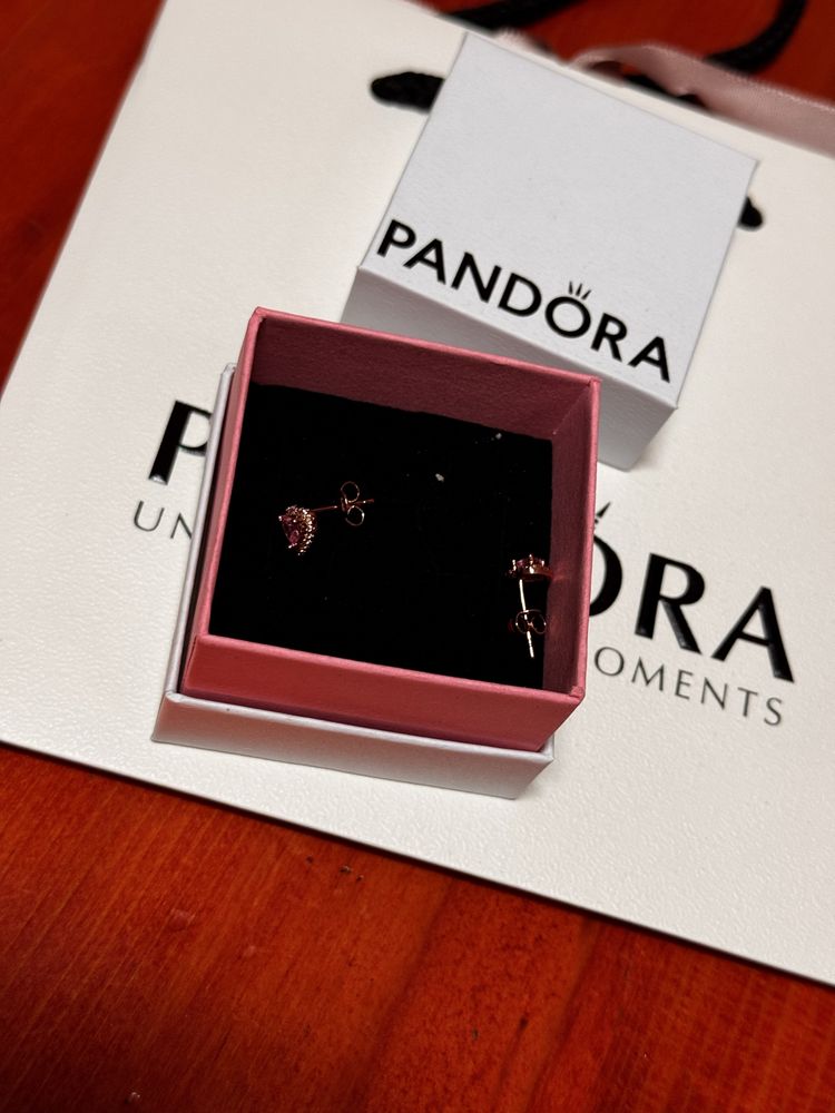 Pandora обеци Пандора
