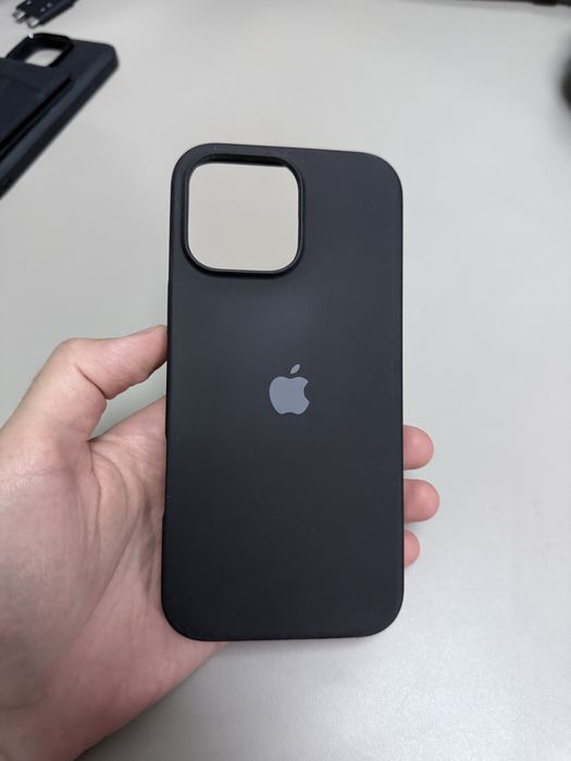 Husa iPhone 16 pro max wireless charging magsafe