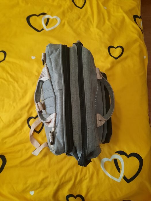 Geanta – Rucsac multifunctional pentru Scutece Bebelusi cu patut pliab