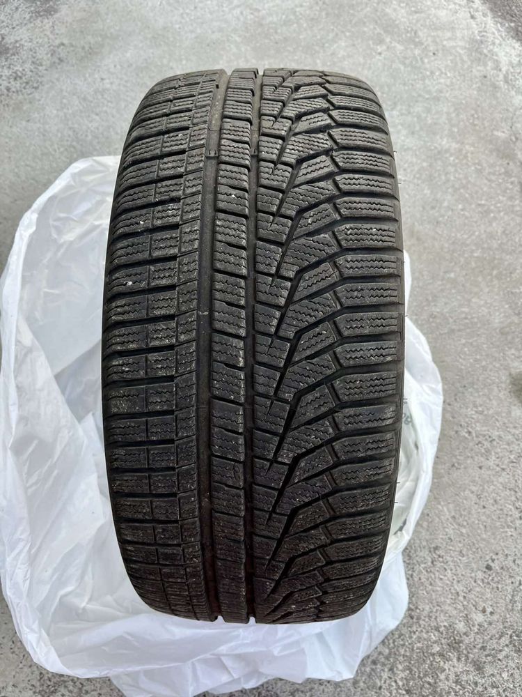 Зимни гуми Hankook 245/35/20, 275/30/20