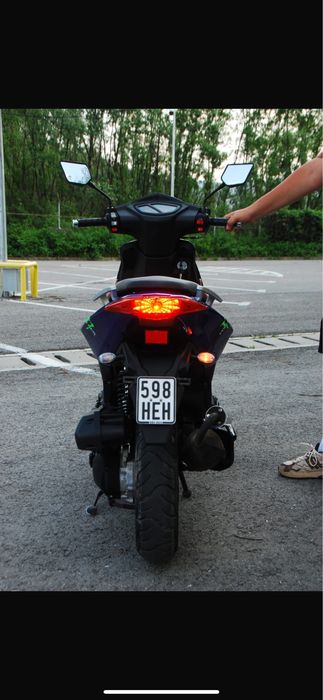 Scuter Jonway 80 cc