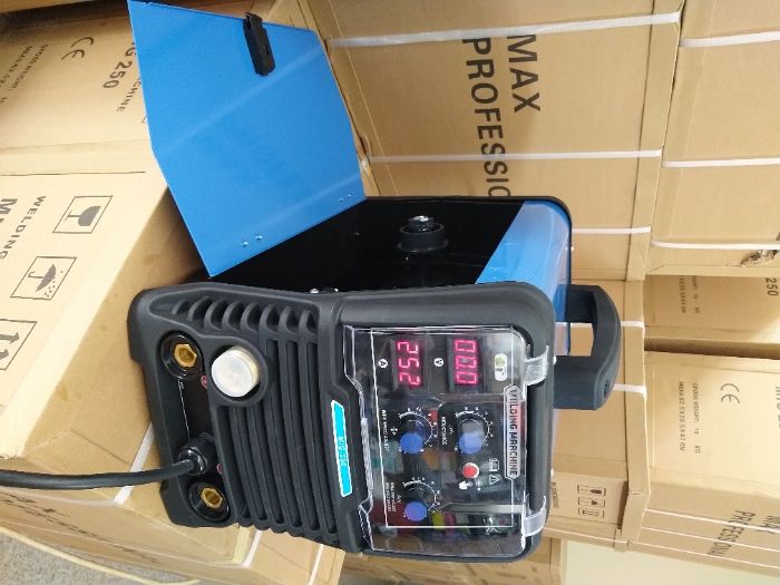 Телоподаващо + Електрожен 250А - МАХ PROFESSIONAL- Телоподаващ Апарат
