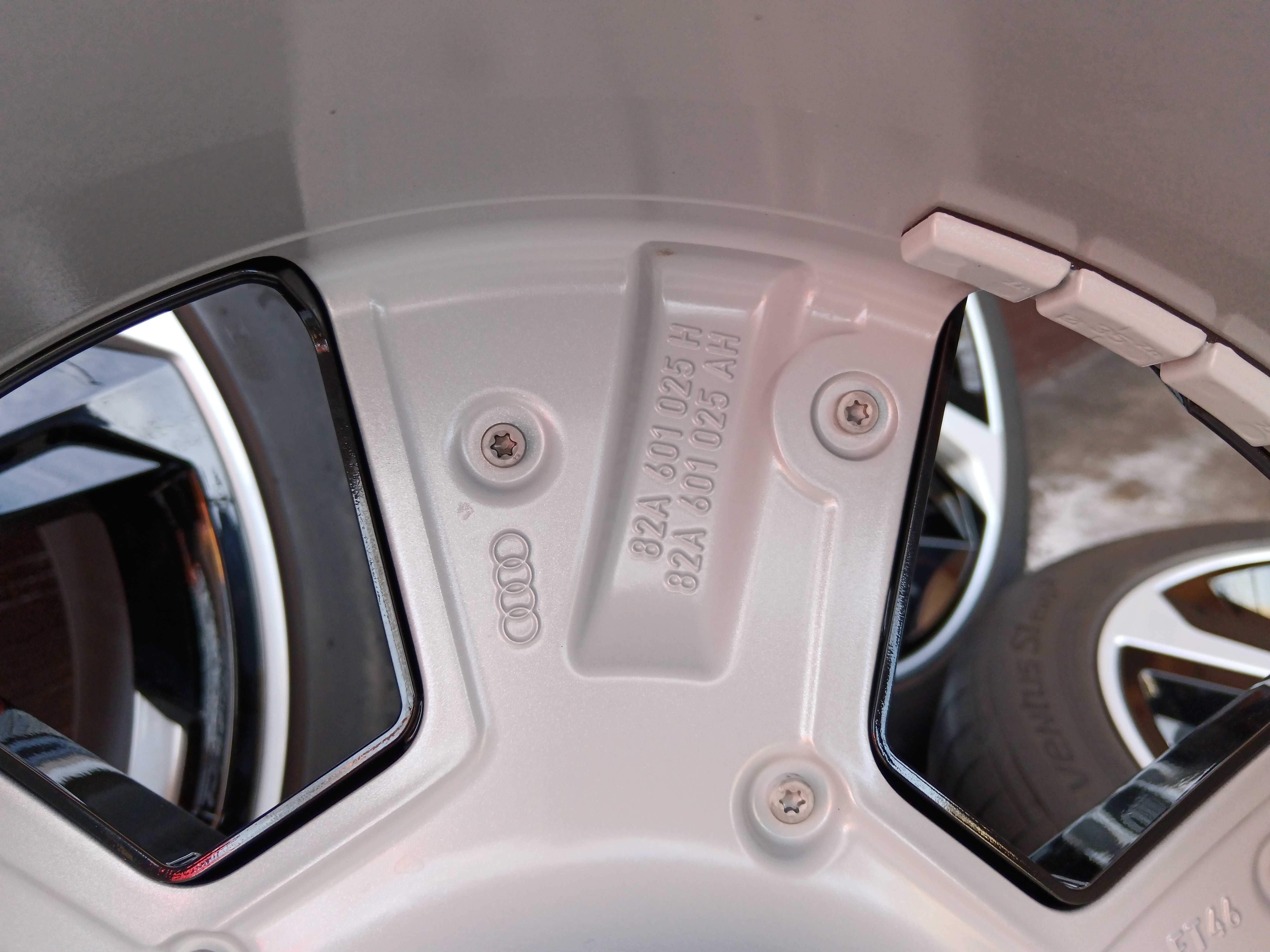 Roti/Vara=AUDI A1=5x100 Et.46=215/45/R17=HANKOOK=Dot.2021