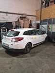 RENAUL MEGANE 2010-2011 defect